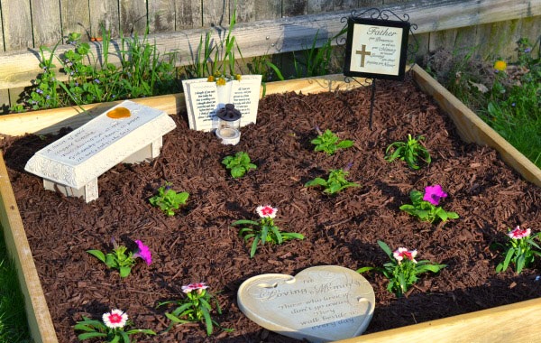 Make A Memorial Garden