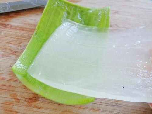 Công thức trị nám cùng nha đam cong-thuc-tri-nam-cung-nha-dam