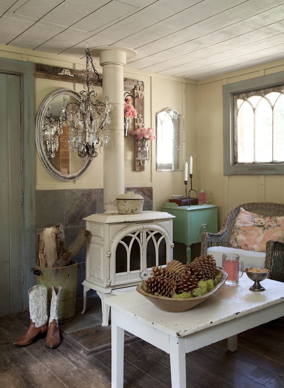 A Beautiful Mess Antiques: The Fabulous Fifi O'Neill's Book Signing at ...