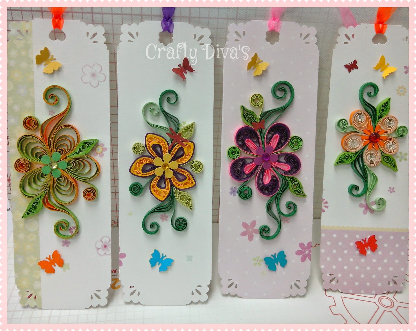 Crafty Diva's QUILLING BOOKMARK