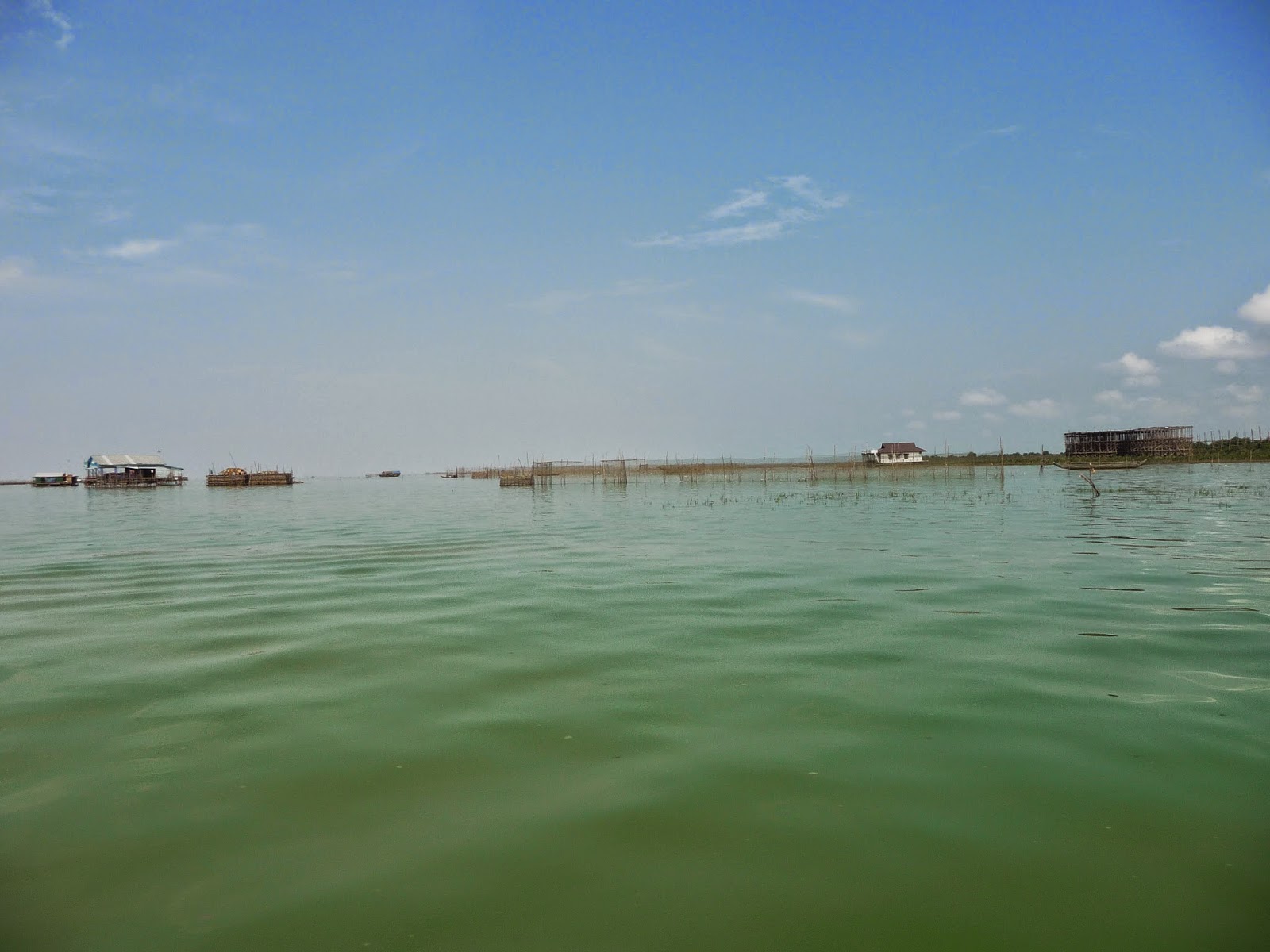 I DREAM. I HOPE. I BELIEVE: Kemboja 2014: Tasik Tonle Sap & Muslim