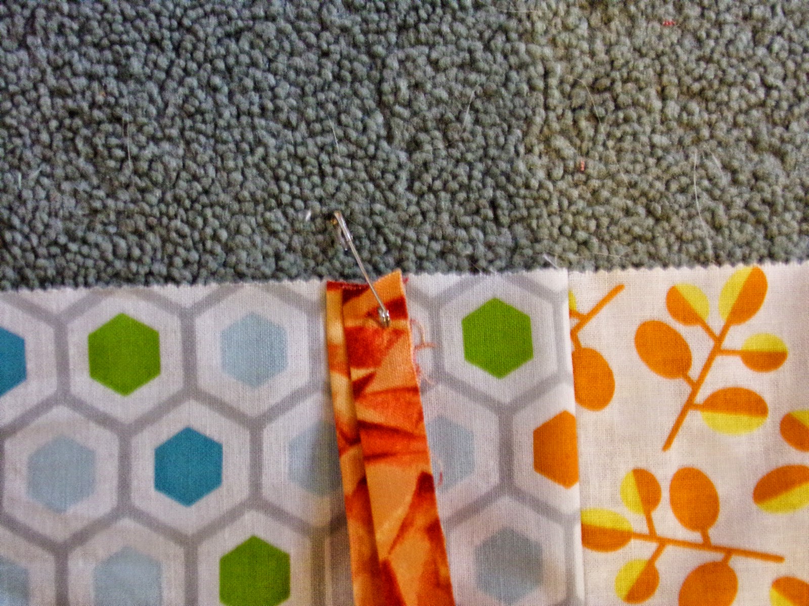 Quilt, sew Happy! FREE TUTORIAL Adding a decorative flange border