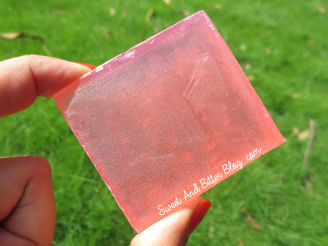 Forest Essentials Iced Pomegranate & Kerala Lime Luxury Sugar Soap Review