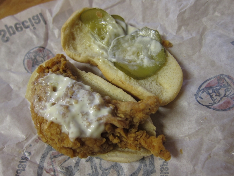 Review KFC New Chicken Littles Sandwich