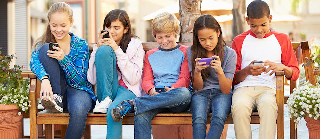 Addicted smartphone Addicted smartphone
