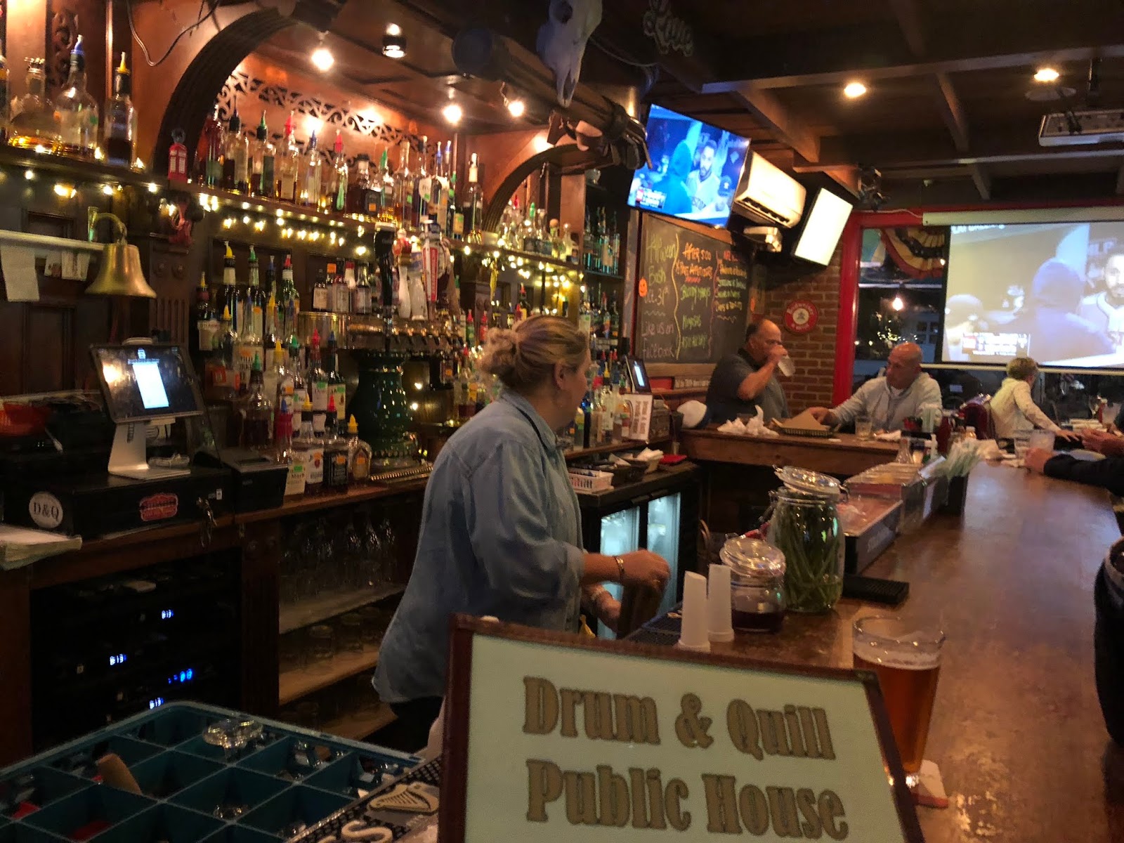 GREAT EATS HAWAII DRUM AND QUILL PUBLIC HOUSE PINEHURST, NORTH CAROLINA