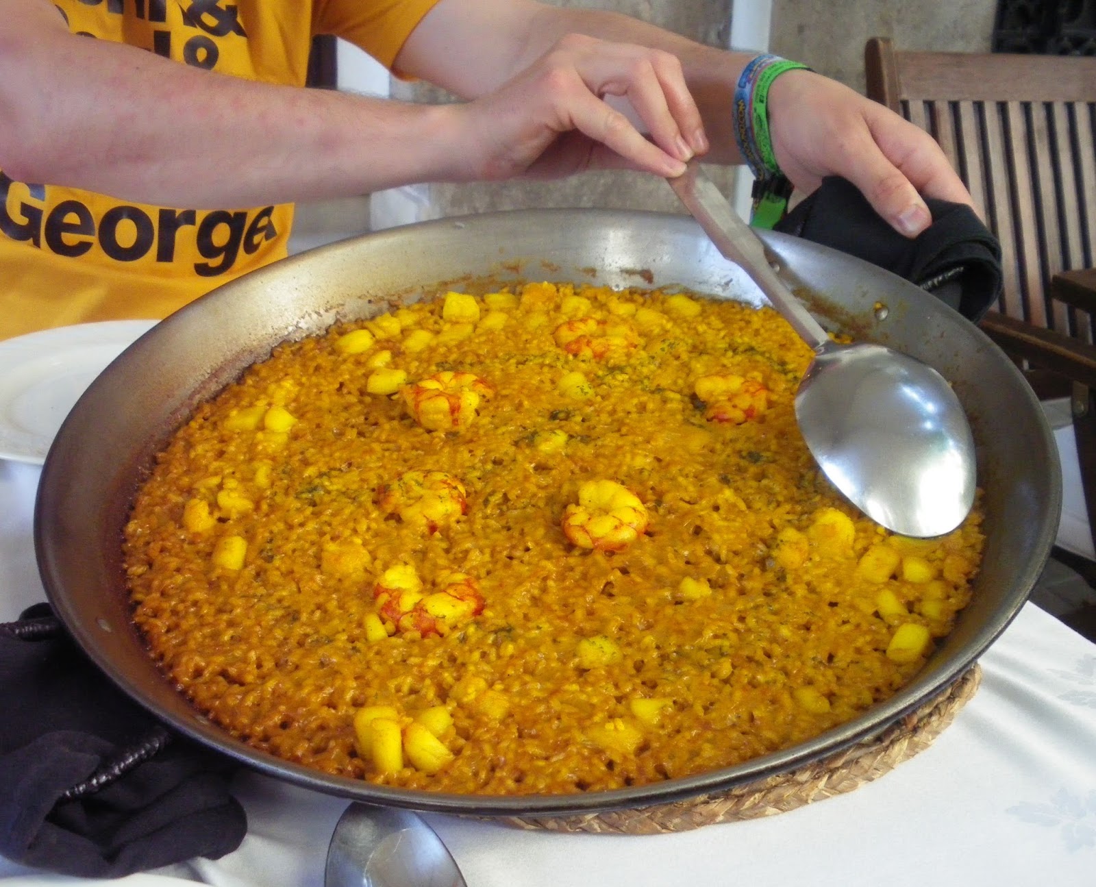 Wandering The World Barefoot The wellfed pescatarian samples paella