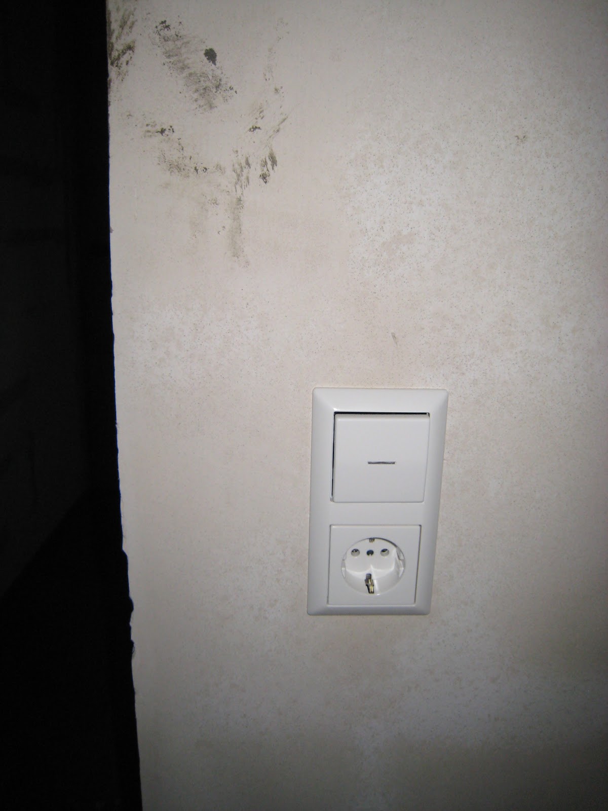 Stein auf Stein das Haus wird bald fertig sein: Langsam wird es