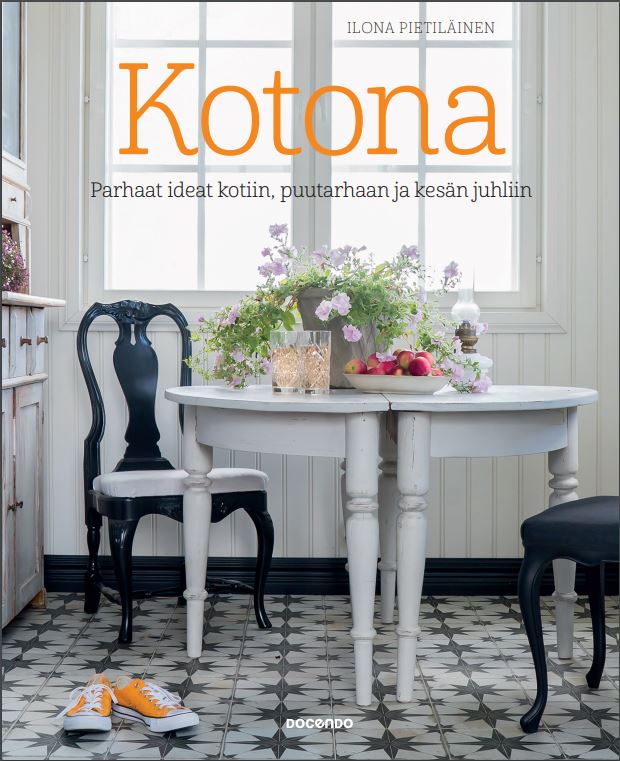 Kotona - kirja