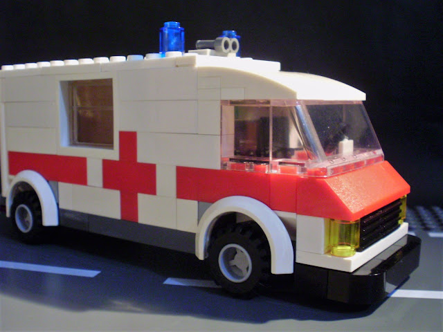 MOC LEGO Ambulância