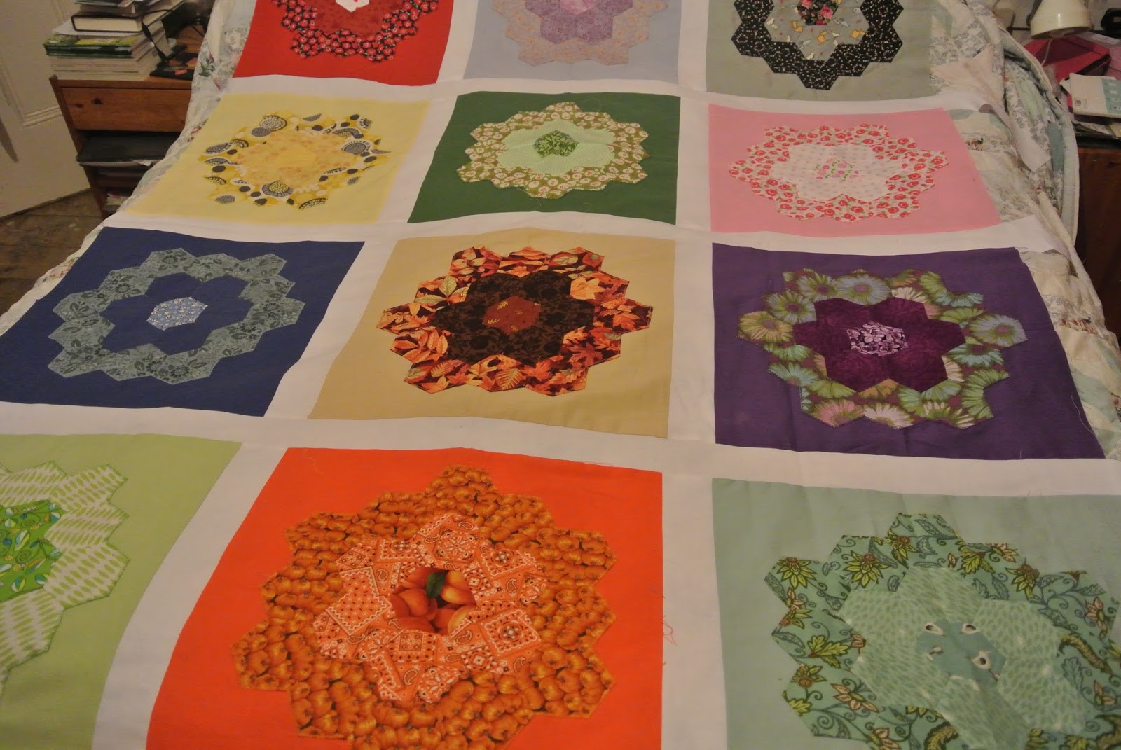 Sew many yarns Quilt Qwasy Queens