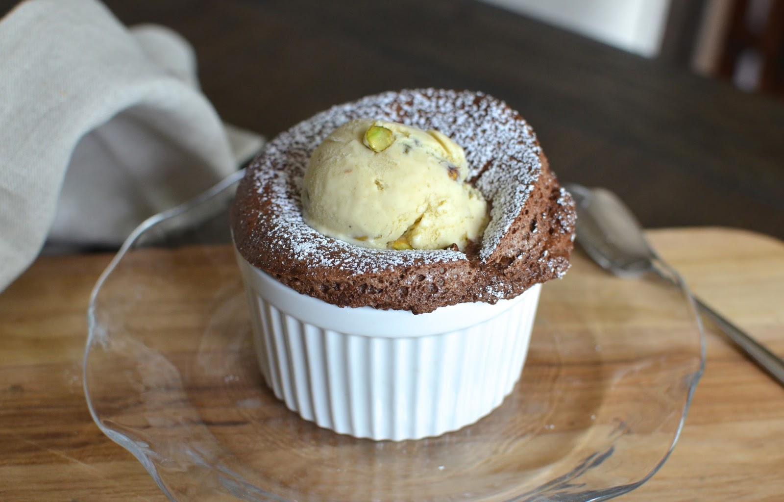 chocolate%2Bsouffle%2Bw%2Bpistachio%2Bic