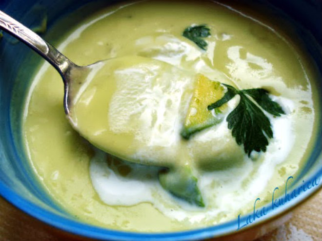Ledena juha od avokada ☆ Icy avocado soup Icy avocado soup by Laka kuharica: cool and velvety smooth no-cook soup is ideal for hot summer days.