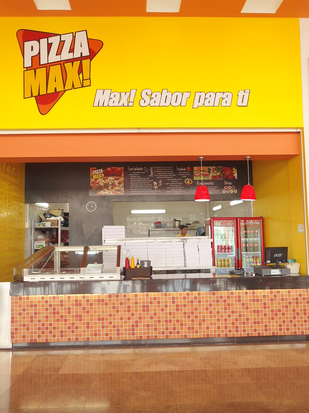 PIZZA MAX CONOCENOS