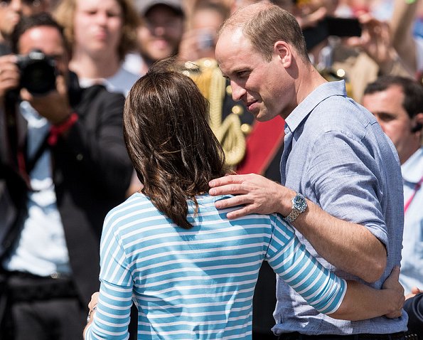 Duchess Catherine of Cambridge participated in a rowing race between the twinned town of Cambridge and Heidelberg and against Prince William, Duke of Cambridge
