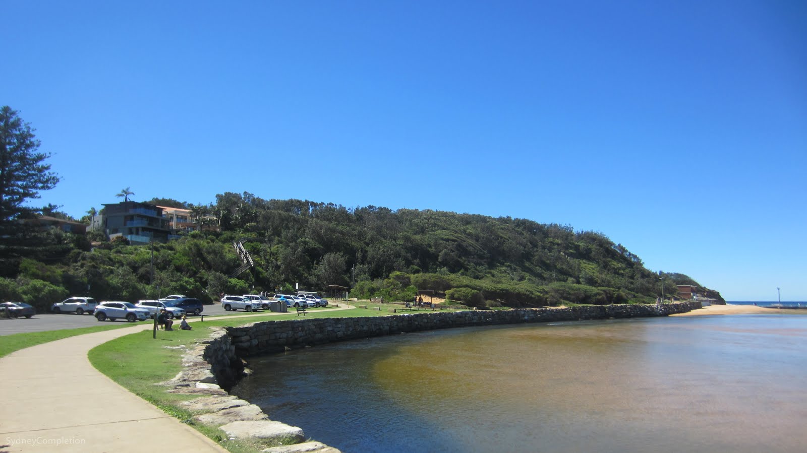 The Glue of the North North Narrabeen Completing Sydney