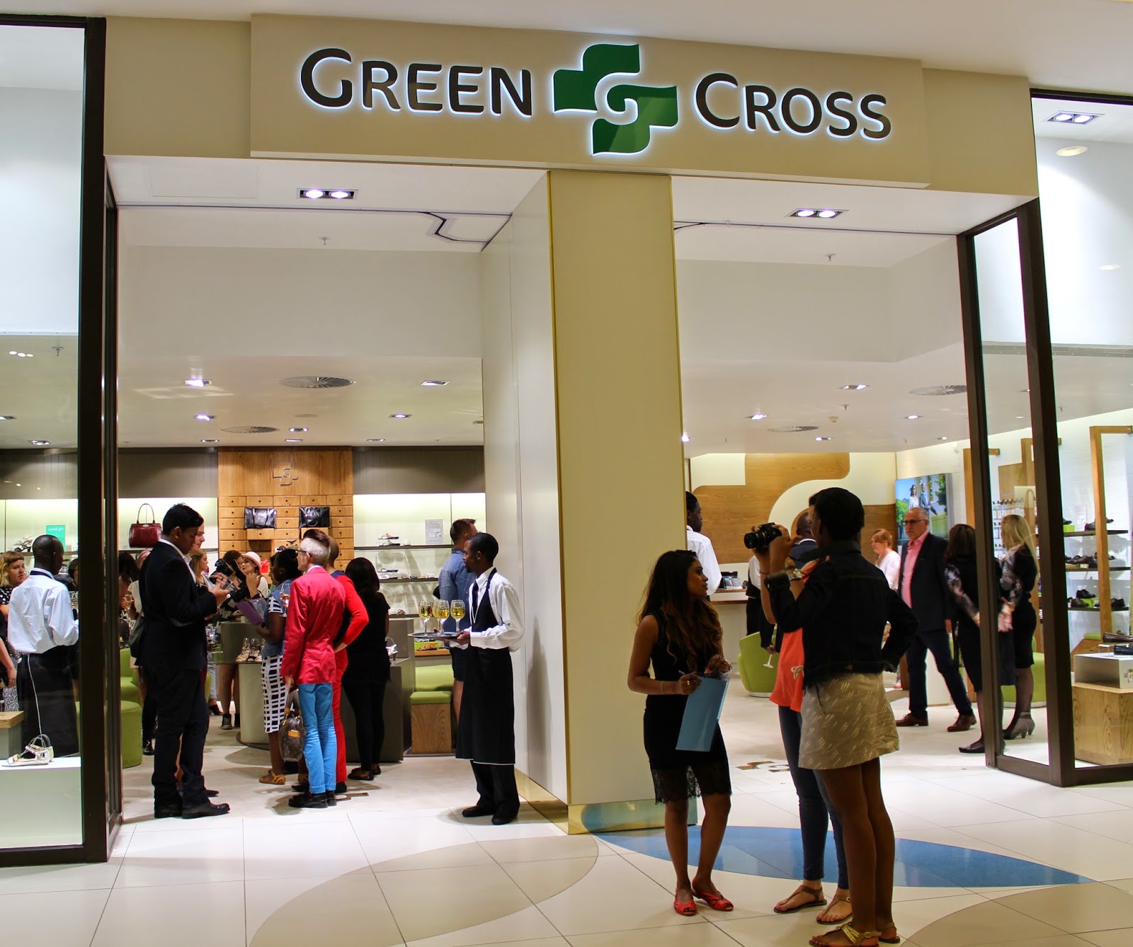 AlanFoley&KrishenSamuel GREEN CROSS STORE LAUNCH Sandton, Johannesburg