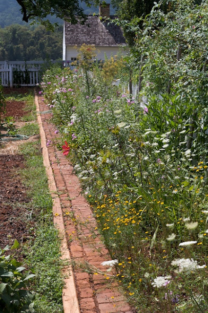 Brick Garden Edging3