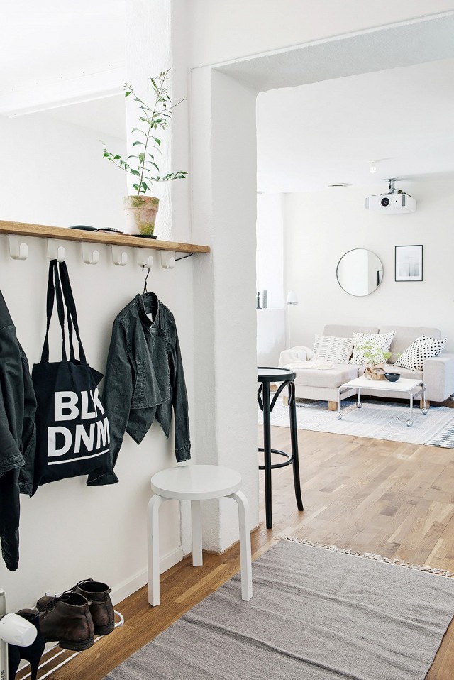 La Maison Jolie Tackling Dead Space... Creatively!