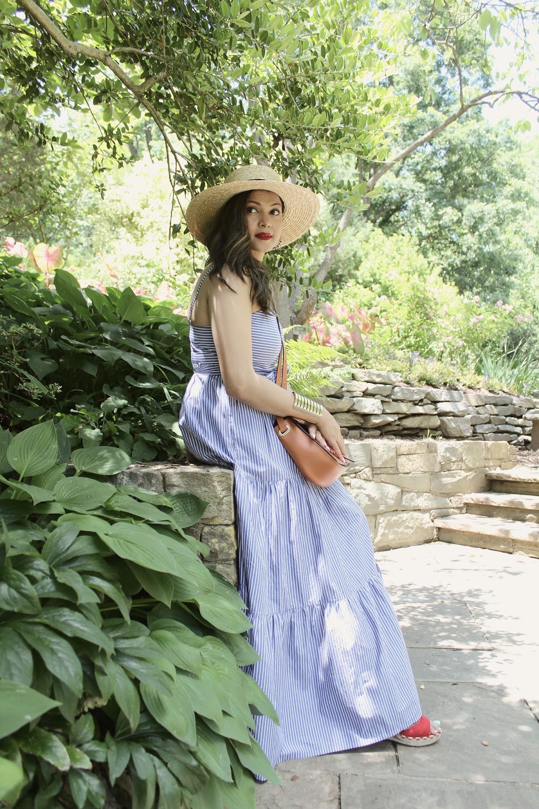 how to wear red, white & blue, maxi stripe dress, J crew maxi dress, red wedges, 4th july outfit, sailor hat, straw hat, street style, fashion blogger, style, ootd, saumya, summer style how to wear red, white & blue, maxi stripe dress, J crew maxi dress, red wedges, 4th july outfit, sailor hat, straw hat, street style, fashion blogger, style, ootd, saumya, summer style