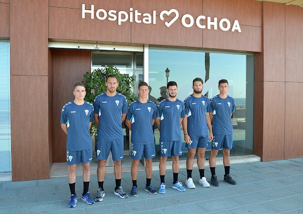 La plantilla del Marbella FC comienza los reconocimientos médicos en Hospital Ochoa