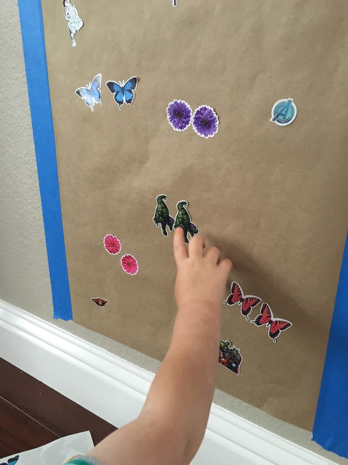 Toddler Approved! Sticker Match for Preschoolers