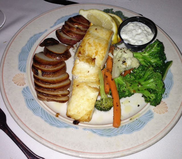 GREAT EATS HAWAII THE SEA CHEST RESTAURANT AND OYSTER BAR