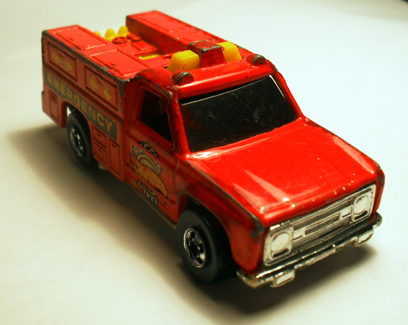 1/64 Diecast Fun [Diecast] Those generic fire trucks...