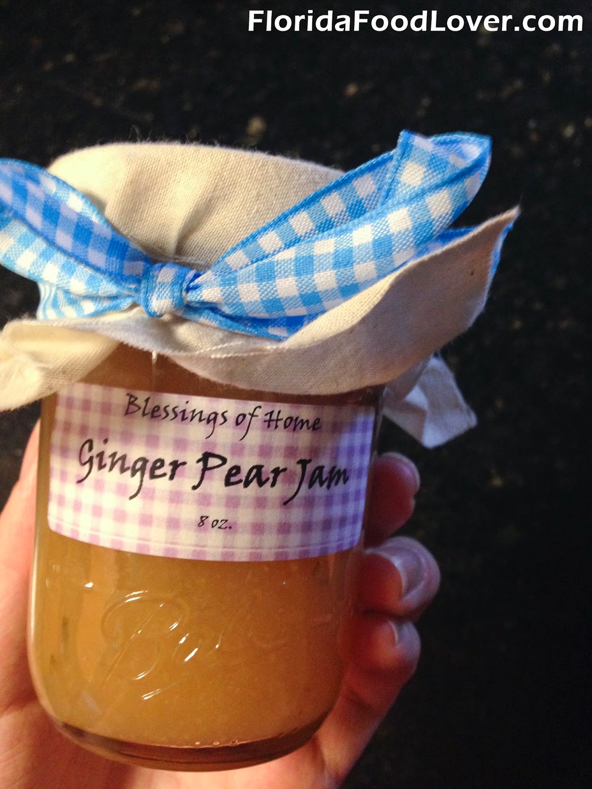 florida-food-lover-hyde-park-sunday-market-fruitwood-standup-market