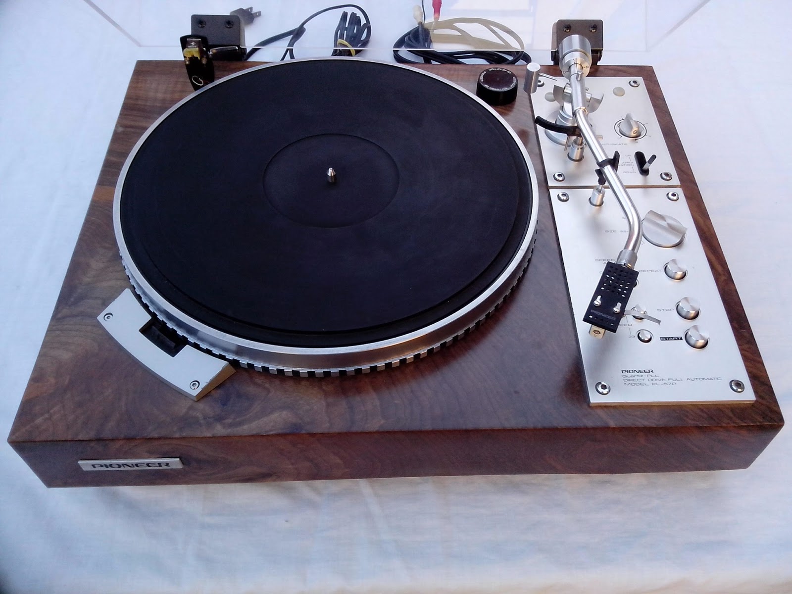 Old Turntables PIONEER PL 570