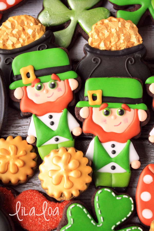 How To Make Decorated Leprechaun Cookies for St. Patrick's Day ~ Tutorial