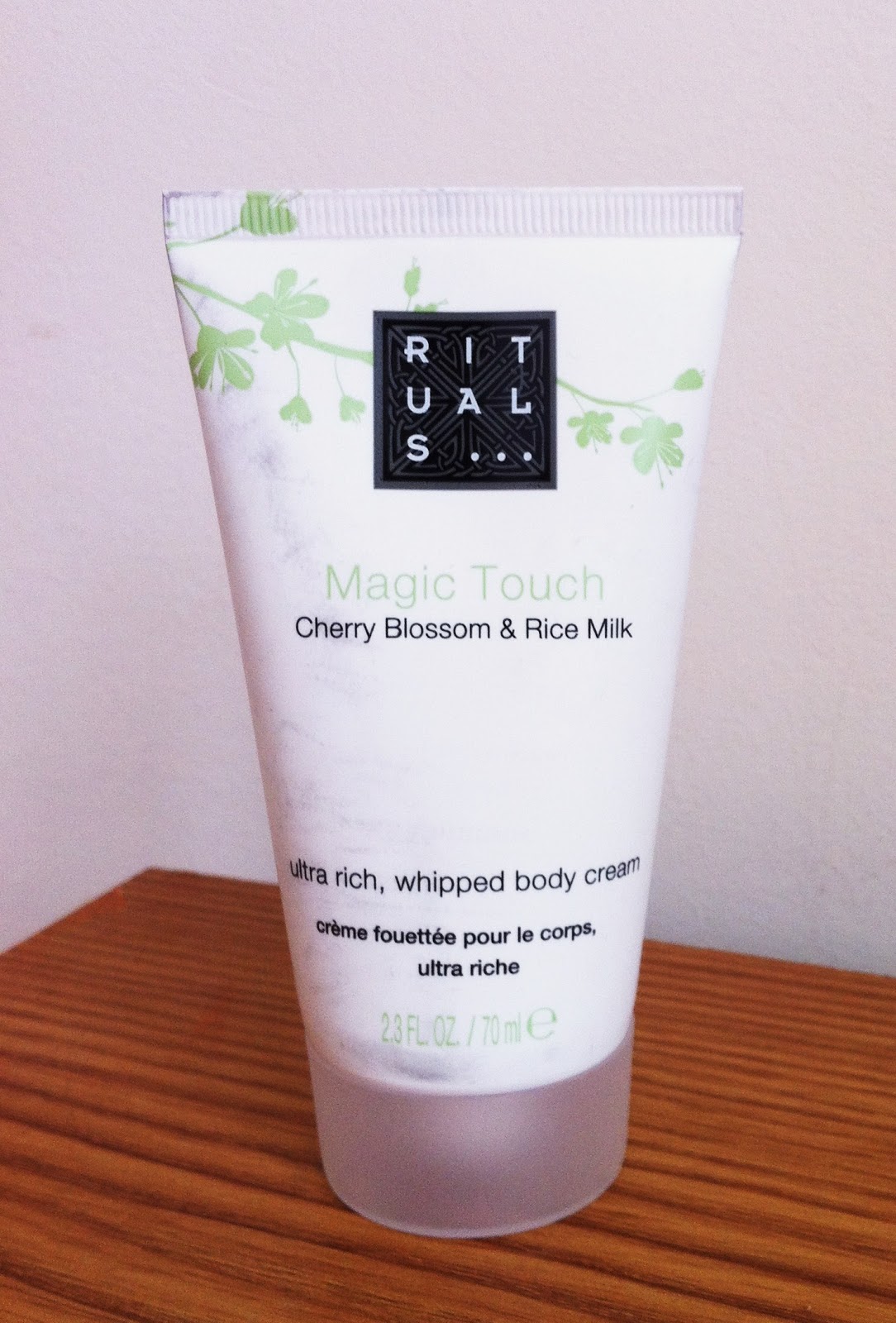 Glitter And Sparkle Rituals Cherry Blossom & Rice Milk Body Cream.