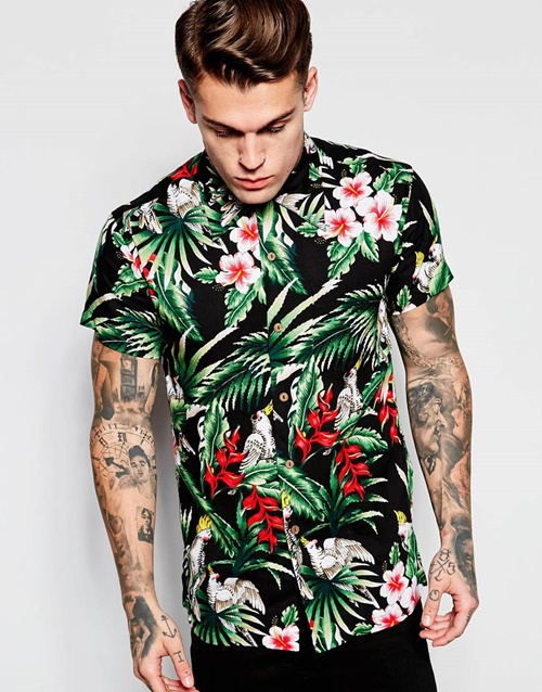 Camisas hawaianas de segunda mano por 6 € en Madrid en