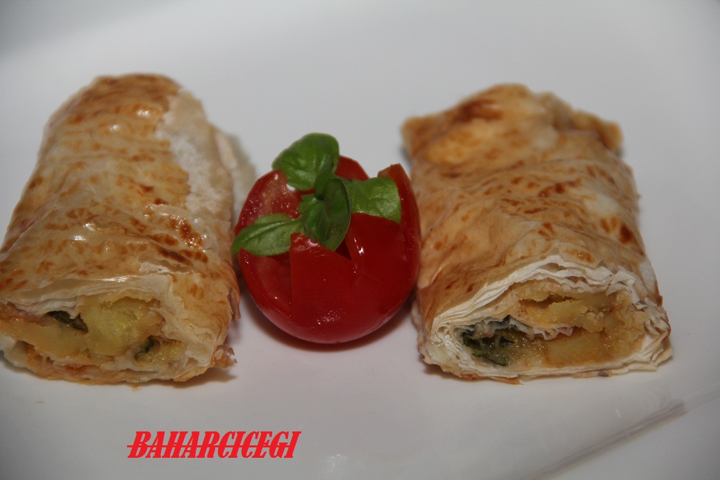 Baharcicegi BAKLAVA YUFKASINDA KABAKLI PATATESLI BÖREK IYI BAYRAMLAR