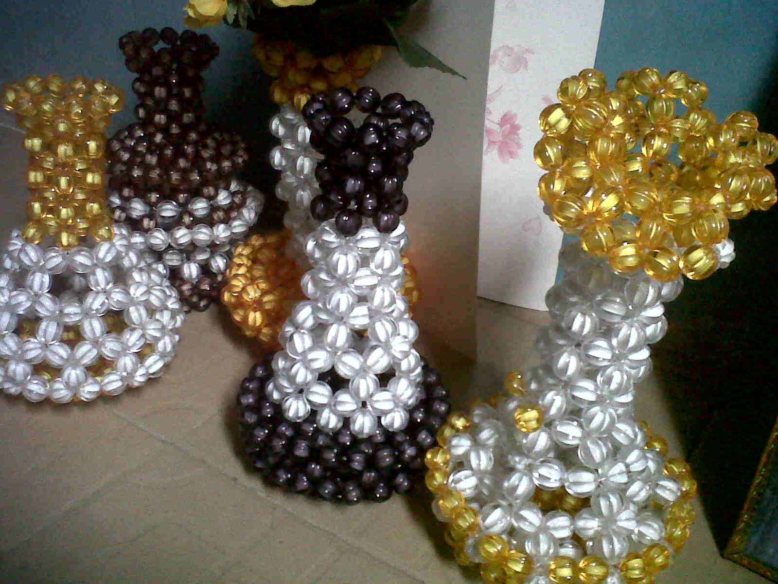 Sollycate bead designs and ideas different shapes of beaded flower vase