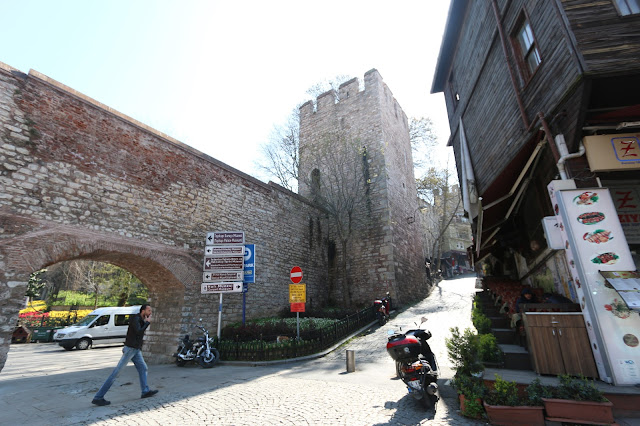 The historical wall surrounded within the entrance of Gulhane Park in Istanbul, Turkey The historical wall surrounded within the entrance of Gulhane Park in Istanbul, Turkey