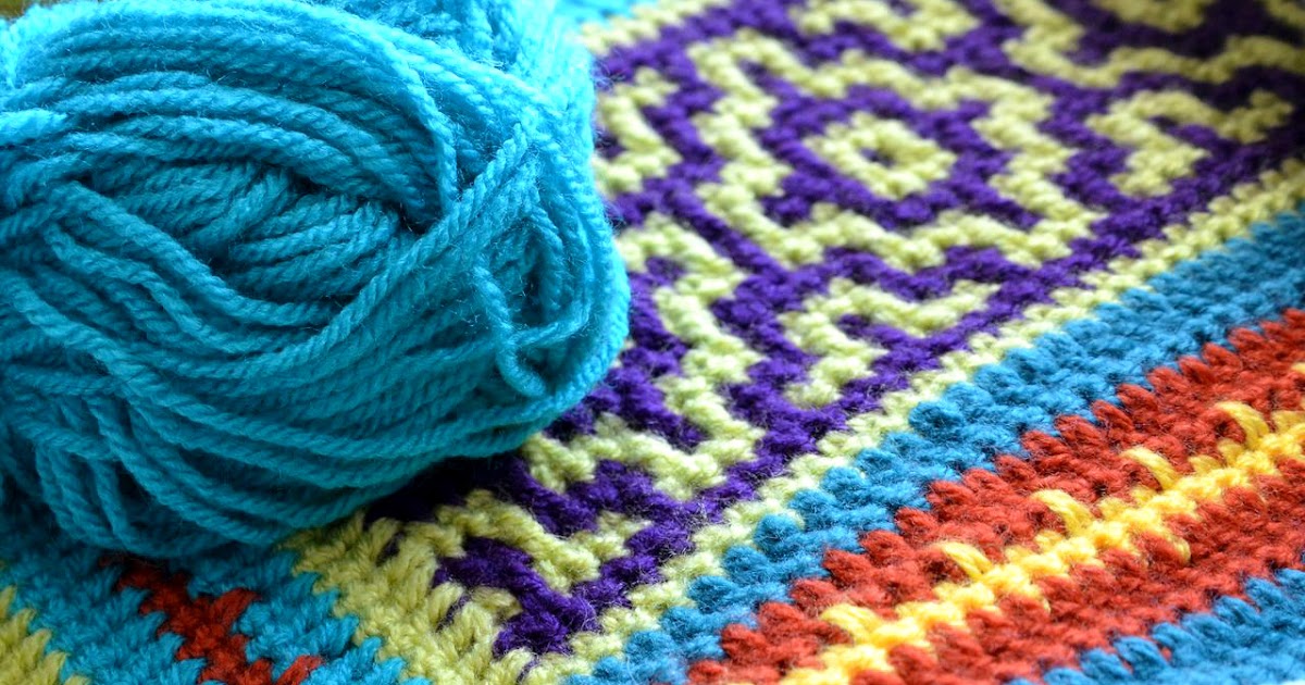 Extreme crochet in traffic jams birth of a new blanket design