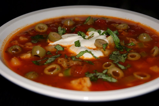 zupa pomidorowa oliwki
