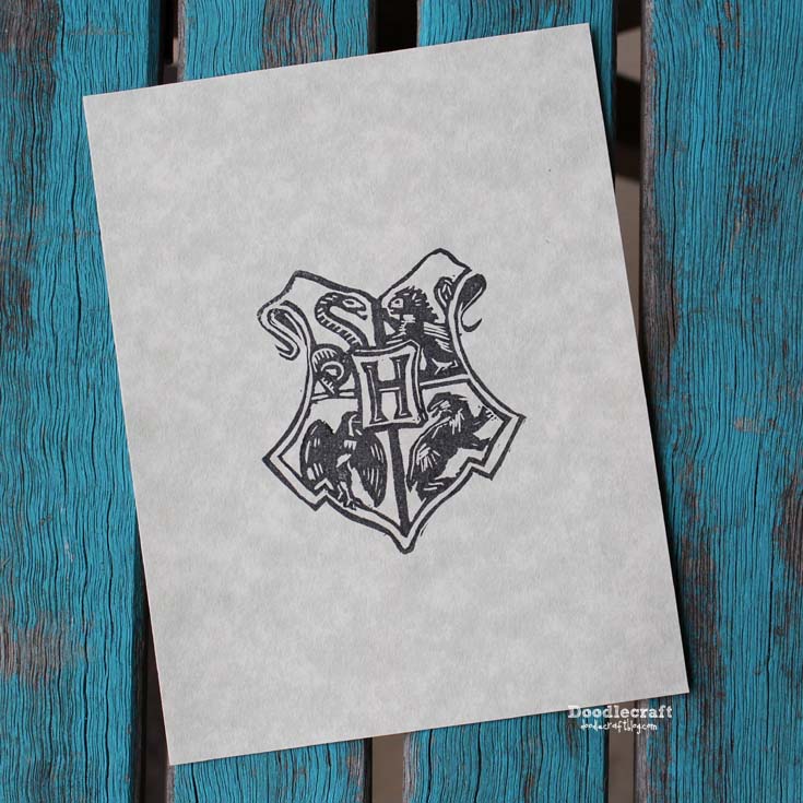 Hogwarts Crest Rubber Stamp DIY!