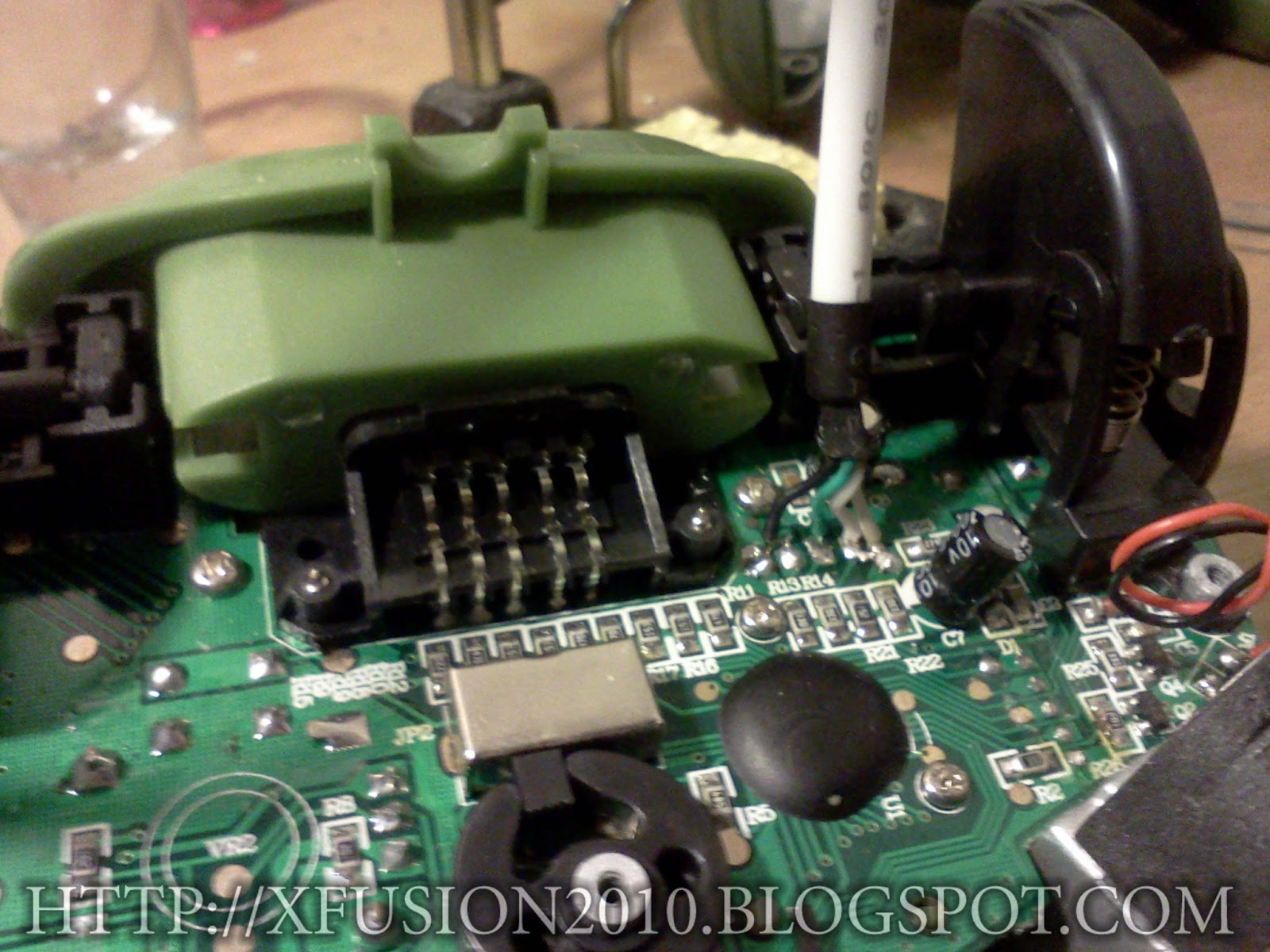 xbox m0dz Tutorial Replace your xbox controller cable with a USB cable