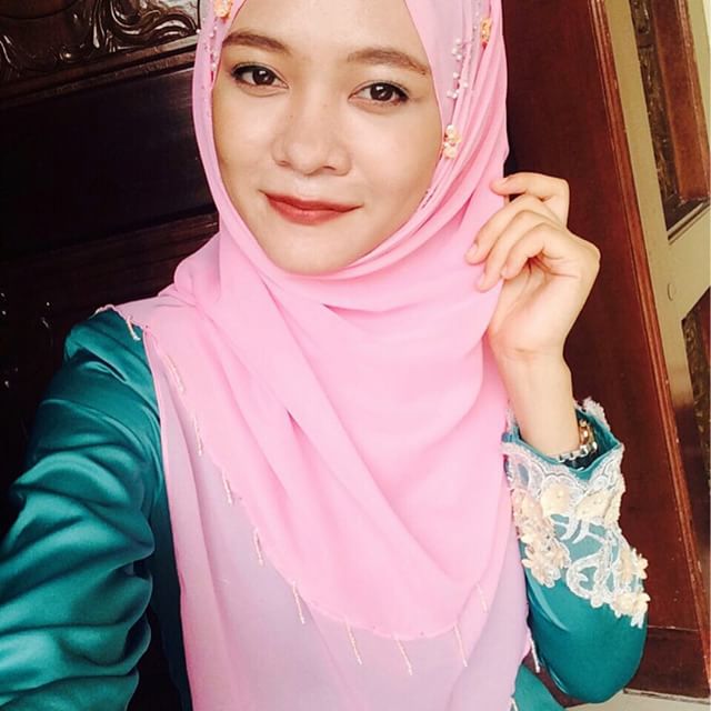 Baju Kurung Satin 711  Malaysian Baju Kurung