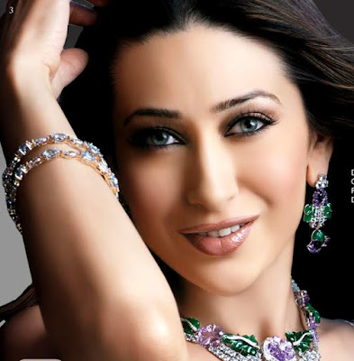 Karishma Kapoor Full HD Pictures Karishma Kapoor Full HD Pictures