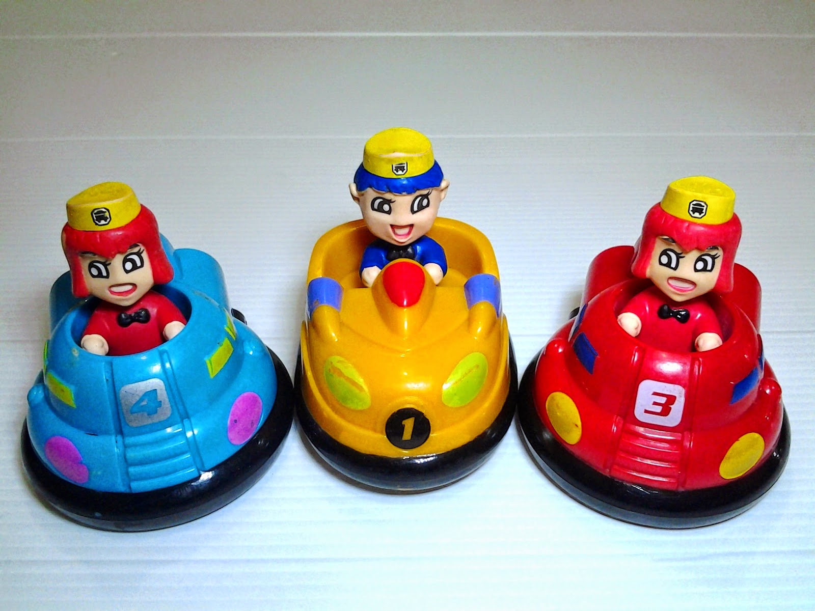 Bumper cars игрушка. Bumper cars Kids Toys. Игрушки а4. Toys 4 us