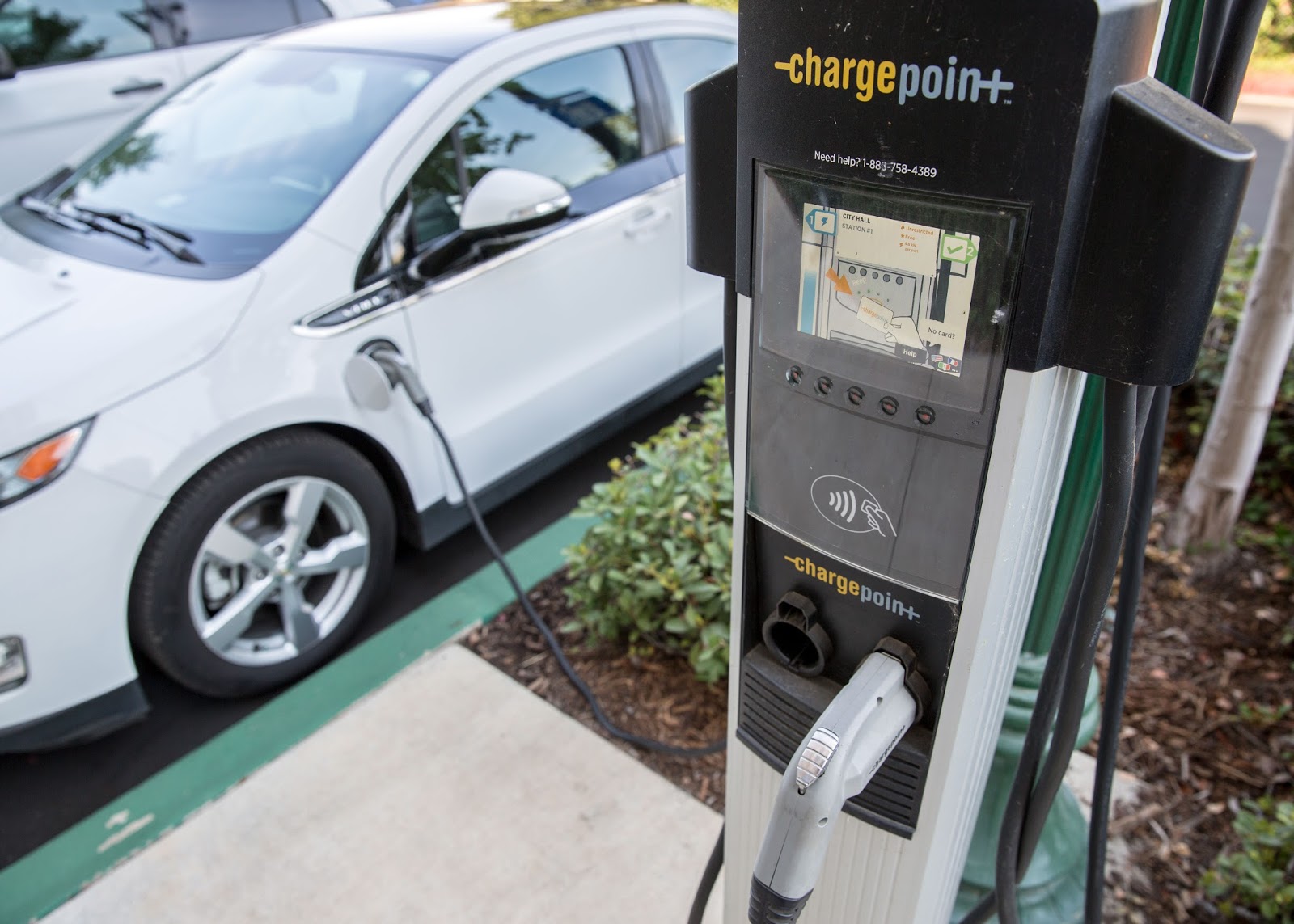 California Electric Vehicle Charging Stations