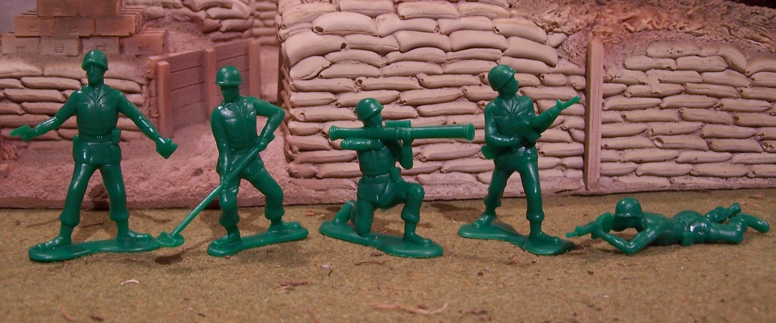 WWII Plastic Toy Soldiers Disney / Pixar Toy Soldiers