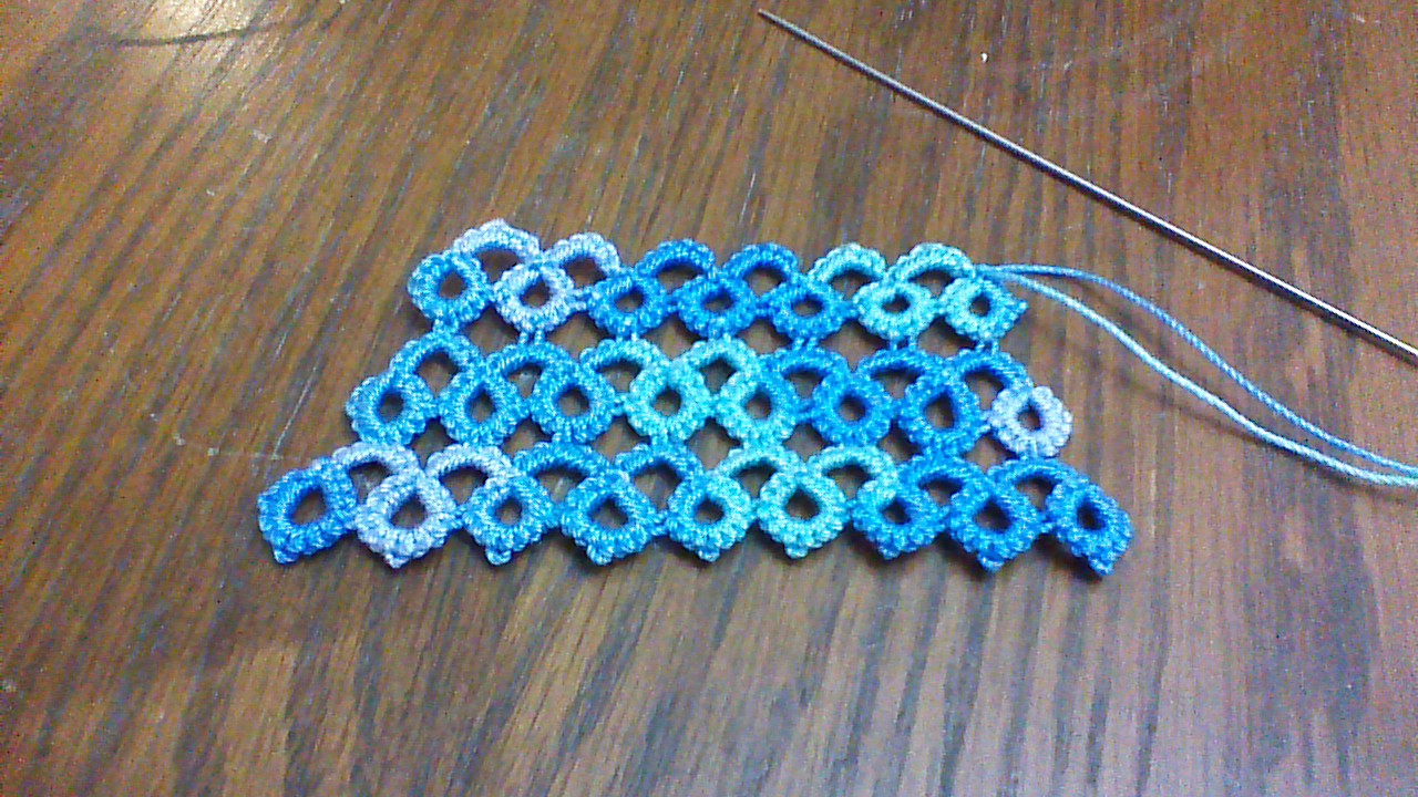 Adventures of a Craftaholic Tatting & a video tutorial!