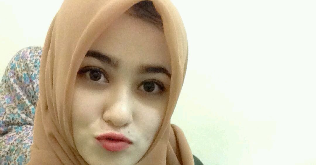 Foto Cewek Aceh Sangat Genit - TANTE ARA