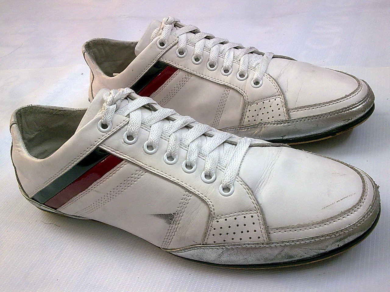 CORSO ITALY WHITE SHOES (SOLD) different class bundle