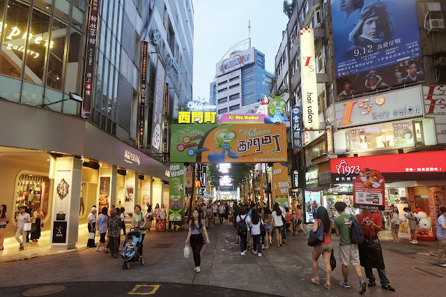 Trung tâm thương mai Ximending Đài Loan điểm mua sắm tuyệt vời cho các tín đồ shopping - Ảnh 2