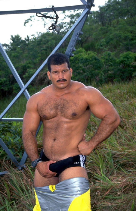 Brazilian bear - nude photos